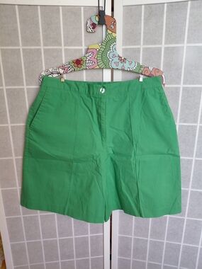 Vintage Bright Green High-Waist Women's Shorts Lily Of Beverly Hills